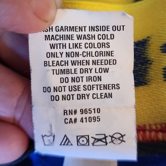 Under Armour DC Comics Superman Shorts Boy Youth Large Blue Red Athletic Shorts - Picture 5 of 5